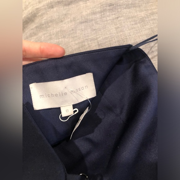 Top - Picture 4 of 5